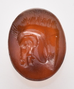 Protome eines Pferdes mit Zügel